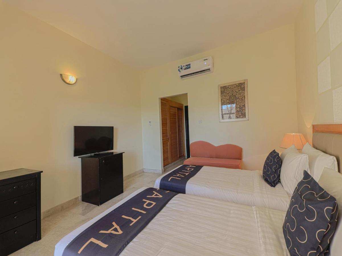 بركة Capital O133 Al Sawadi Beach Resort & Spa المظهر الخارجي الصورة