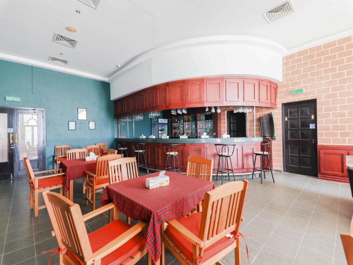 بركة Capital O133 Al Sawadi Beach Resort & Spa المظهر الخارجي الصورة